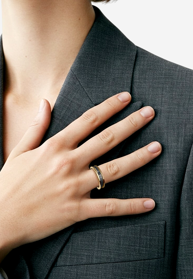 Aliança Ouro Amarelo e Negro com Diamante Negro - TURIM