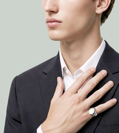 Anel Masculino Oval Ouro Branco (COCKTAIL Branco)