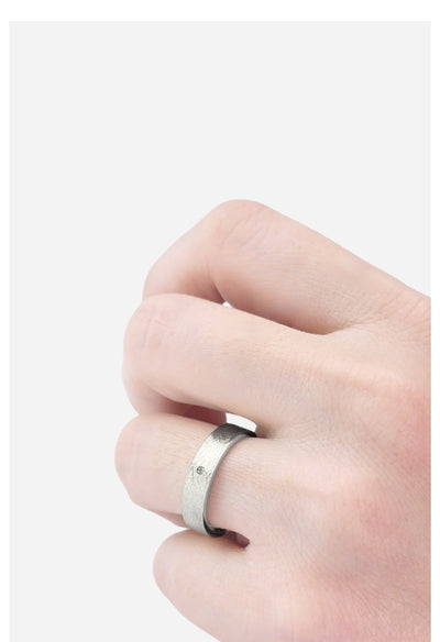 Aliança de Ouro Branco com Diamante (BAMBOO 4,5 mm)