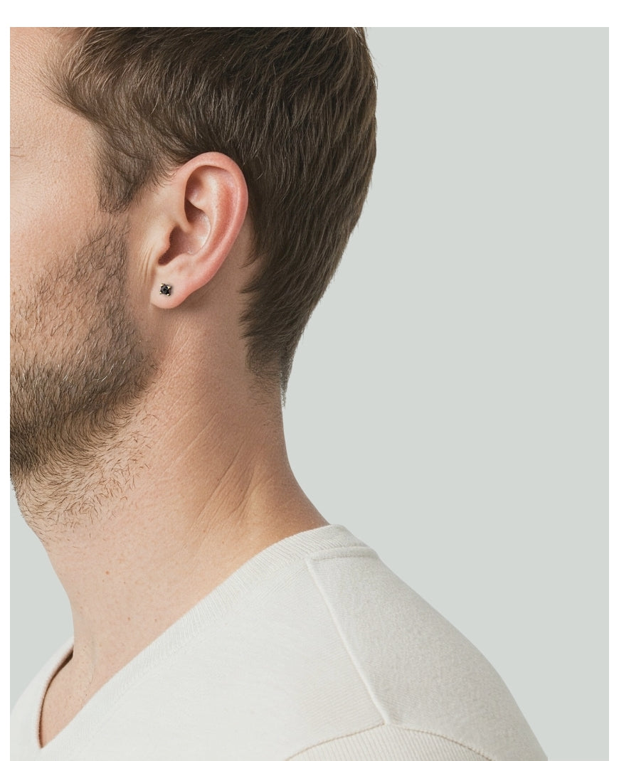 Brinco Masculino de Diamante Negro, Ouro Amarelo - 1 Lado (aprox 25 pontos)