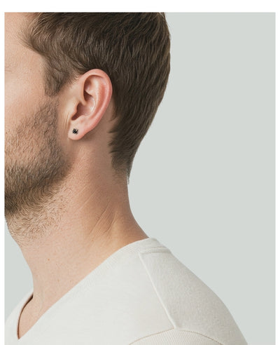 Brinco Masculino de Diamante Negro, Ouro Amarelo - 1 Lado (aprox 25 pontos)