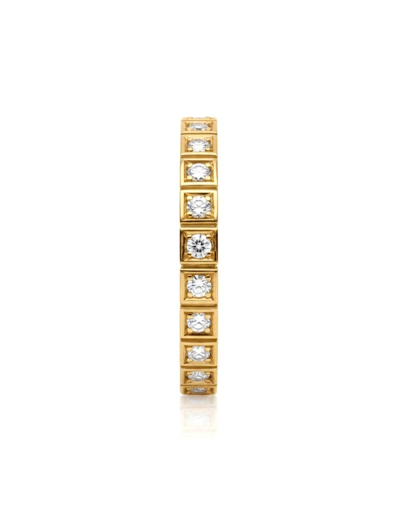 Meia Aliança em Ouro Amarelo com Diamantes - DÉCO