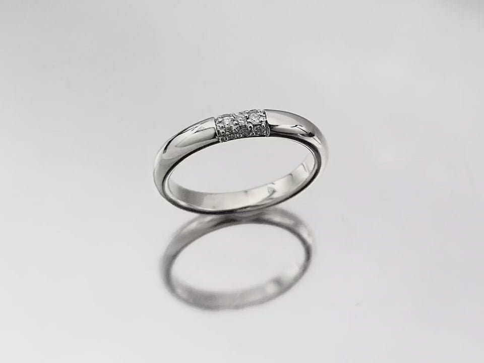 Aliança Abaulada com Diamantes Pavé, Ouro Branco - LOCKWOOD Abaulado