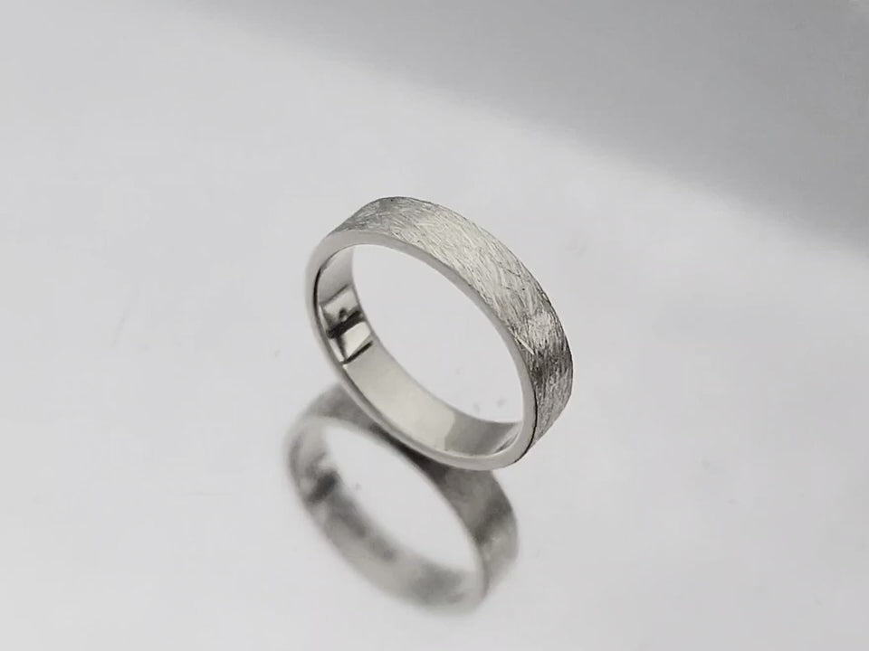 Aliança de Ouro Branco (BAMBOO 4,5 mm)