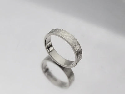 Aliança de Ouro Branco (BAMBOO 4,5 mm)