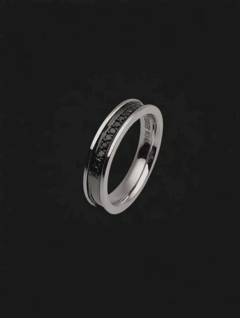 Anel Ouro Branco e Negro com Diamantes Negros - MAX