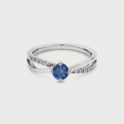anel_solitario_safira_e_diamantes_aro_entrelaçado_BEAUTE_Safira