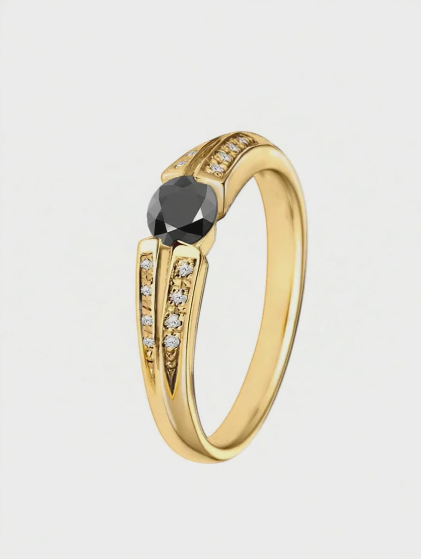 anel_solitario_diamante_negro_e_diamantes_ouro_amarelo_STREAMLINE_Diamantes