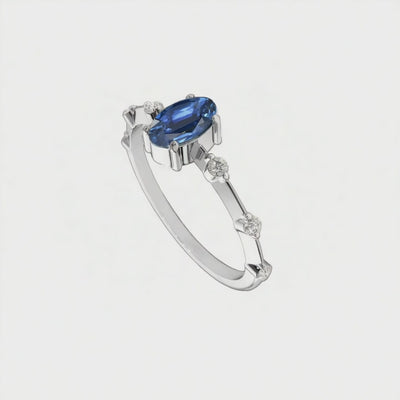 Anel Safira Oval com Diamantes, Ouro Branco - FAARWEN Azul