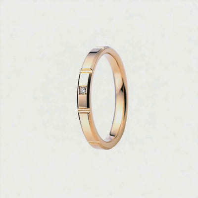 Aliança em Ouro Amarelo com Diamante - ESSEX