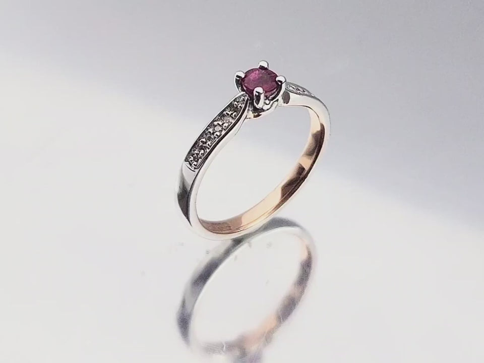 Anel Solitário Rubi com Diamantes, Ouro Branco e Rosa - HAMPTONS