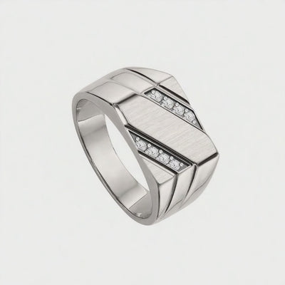 Anel Masculino Ouro Branco com Diamantes (OSKAR XL)