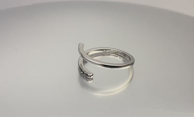 Anel Fino Ouro Branco, Diamantes e Diamantes Negros (Crossing Fino)