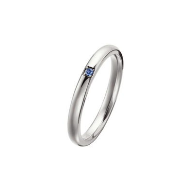 anel fino ouro branco abaulado com safira azul