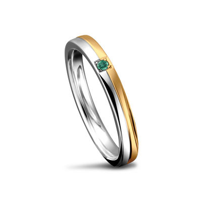 anel de ouro com pedra verde